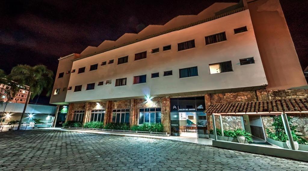 Hotel Santiago Lindóia Buitenkant foto