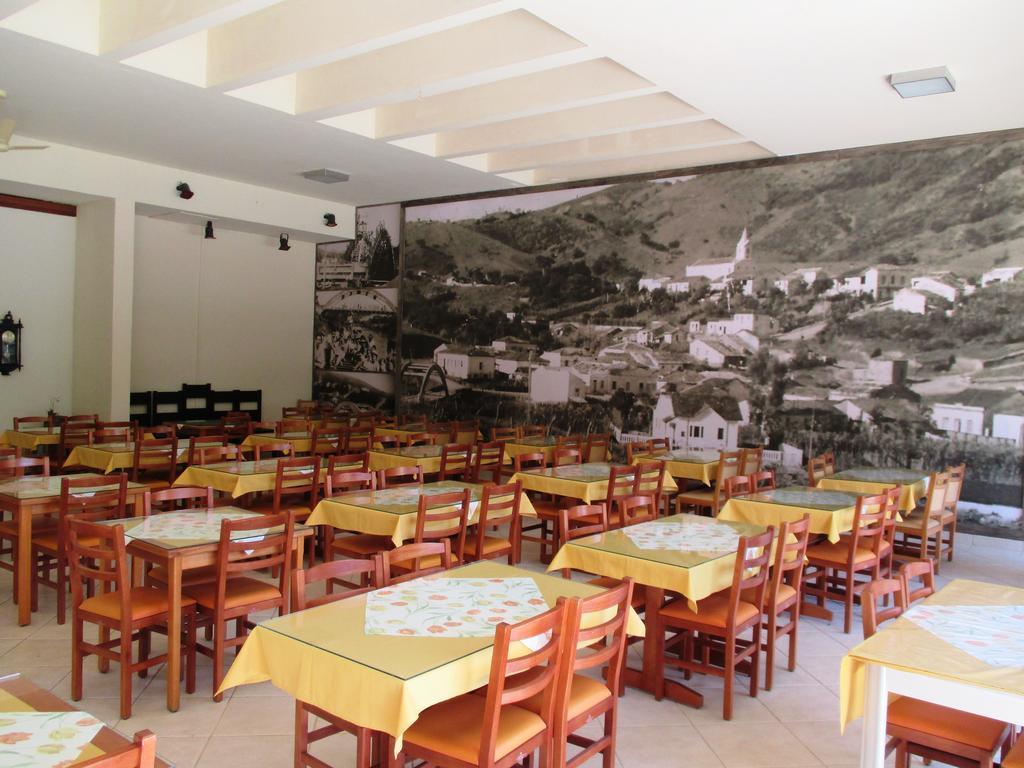 Hotel Santiago Lindóia Buitenkant foto