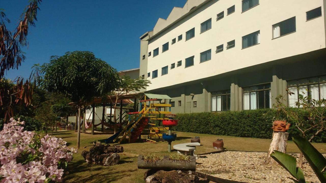 Hotel Santiago Lindóia Buitenkant foto