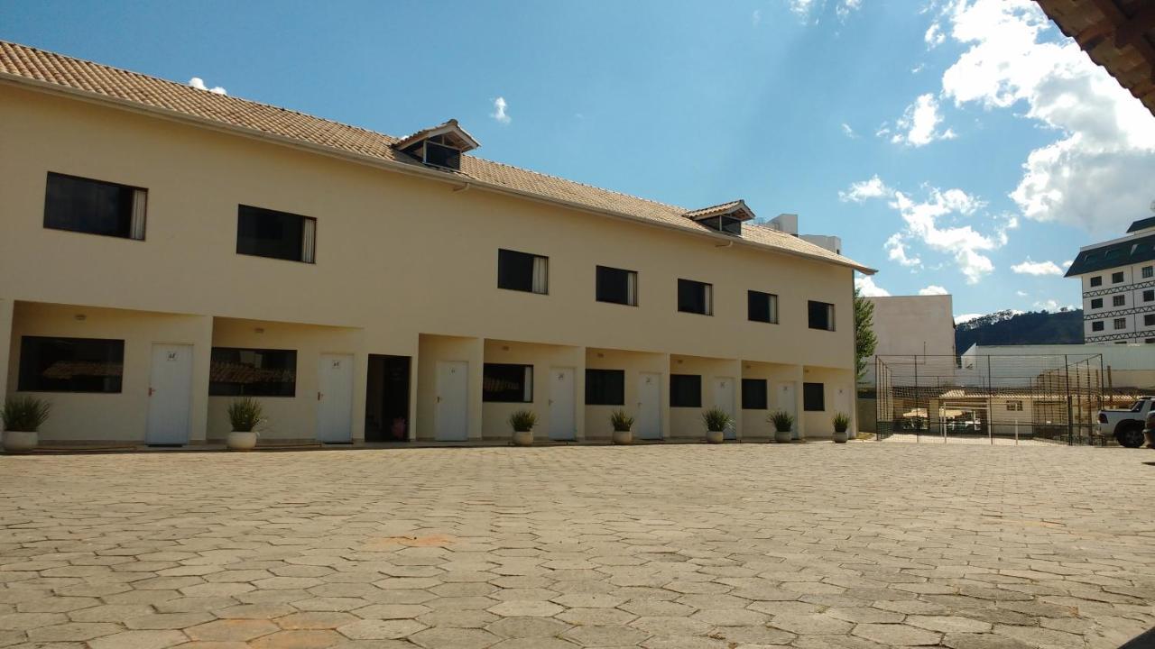 Hotel Santiago Lindóia Buitenkant foto